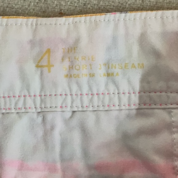 EUC woman’s Lilly Pulitzer shorts - Picture 4 of 6